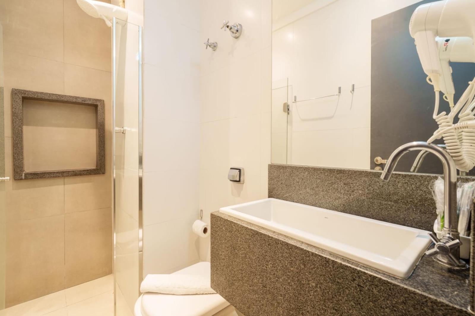 Uniclass Hotel Pinheiros ساو باولو المظهر الخارجي الصورة
